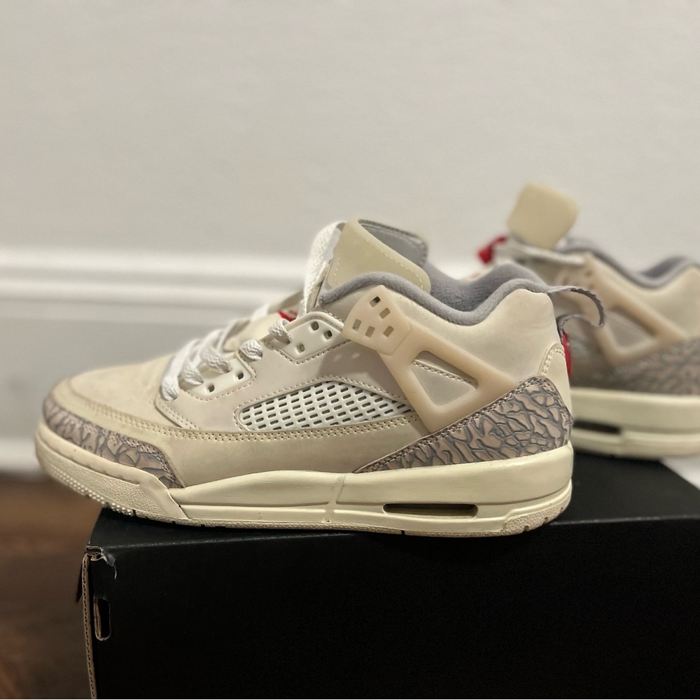 Nike Spizike Lows Gray Sneakers with White Accents